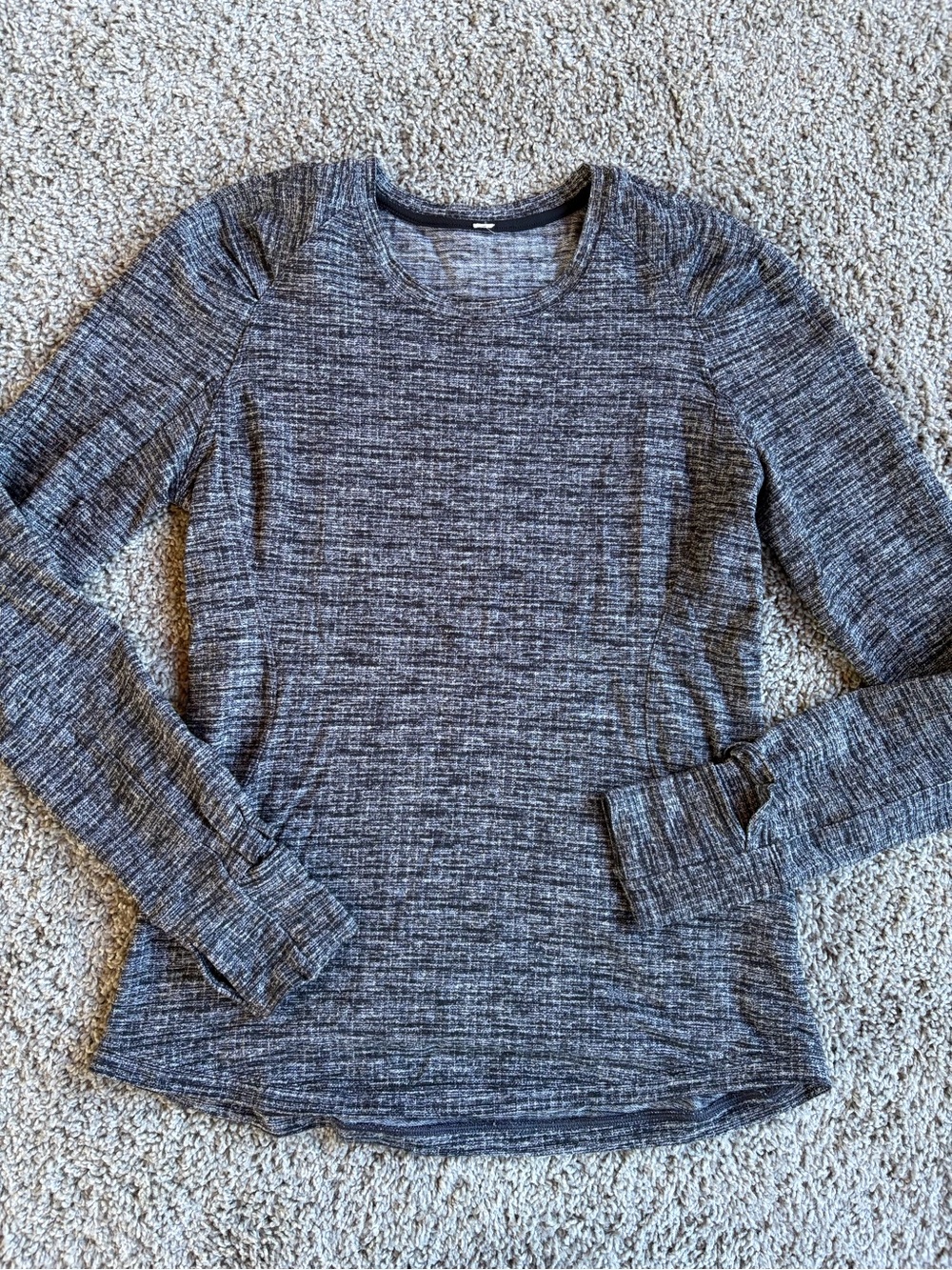 Women’s Lululemon Extra Mile Long Sleeve Size 8